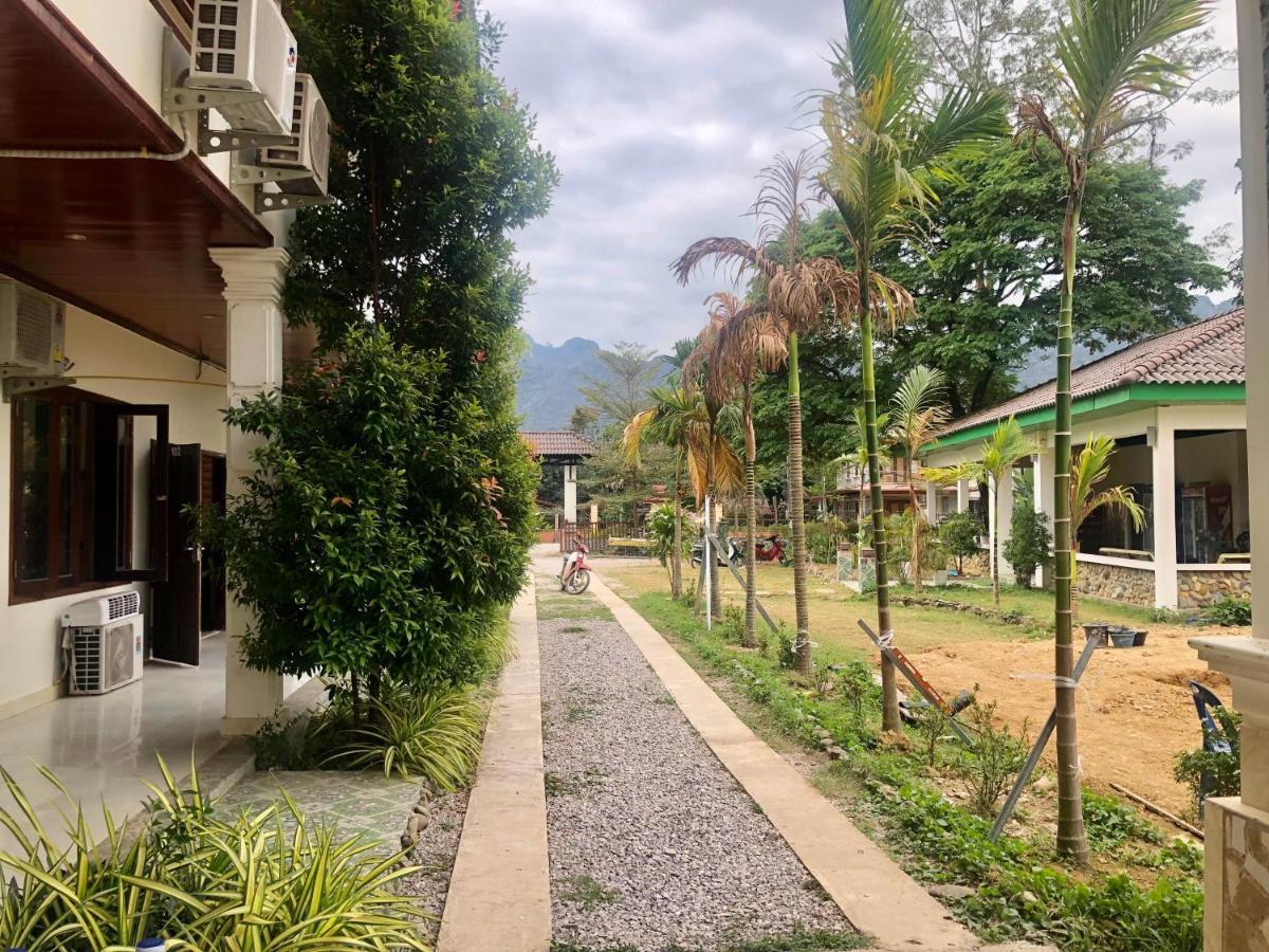 Vang Vieng Garden Resort ภายนอก รูปภาพ