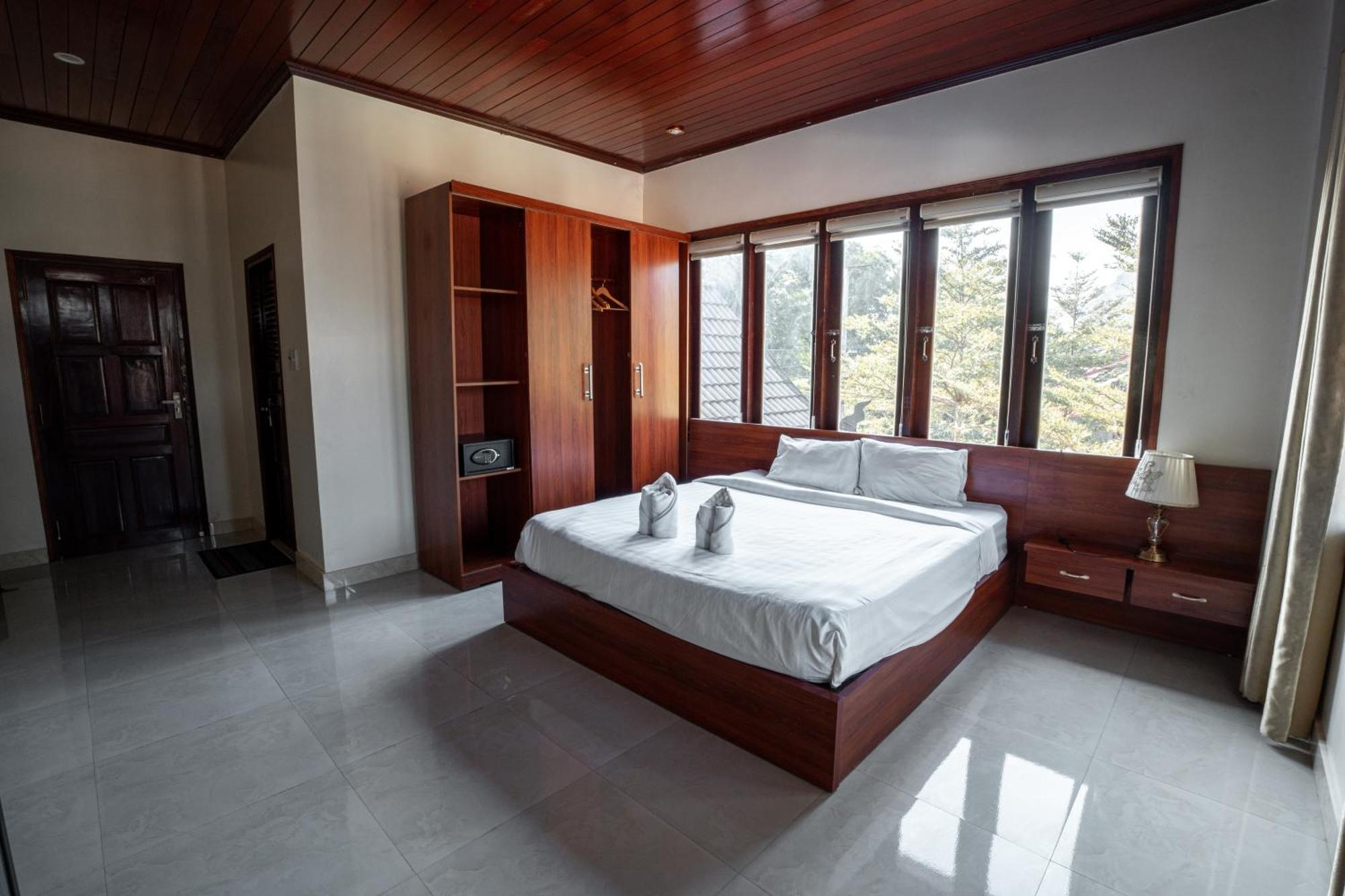 Vang Vieng Garden Resort ภายนอก รูปภาพ