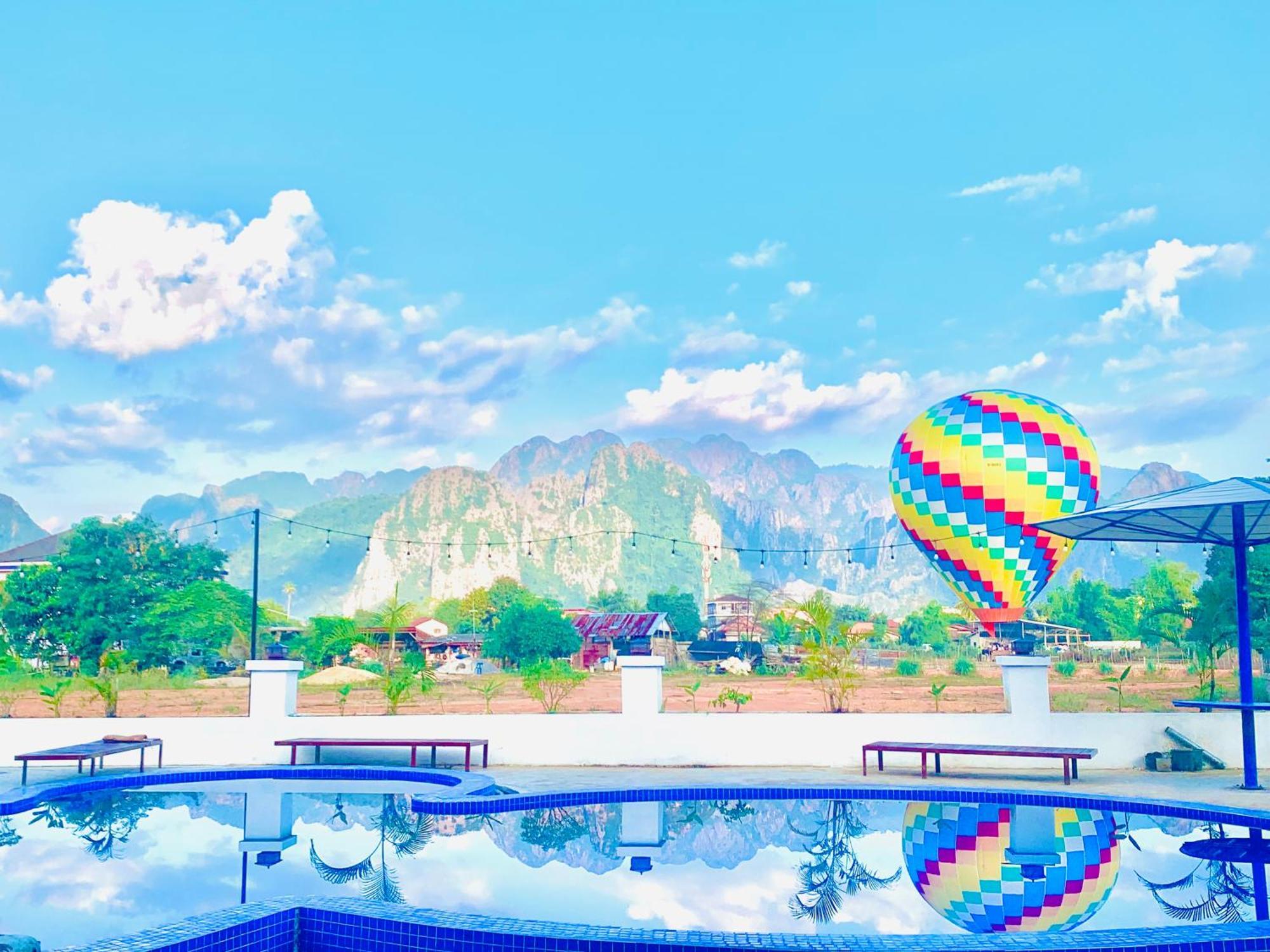 Vang Vieng Garden Resort ภายนอก รูปภาพ
